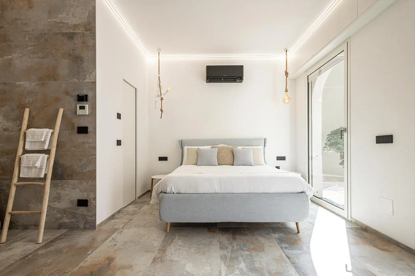 Eclipse #1 Apartment Noli
