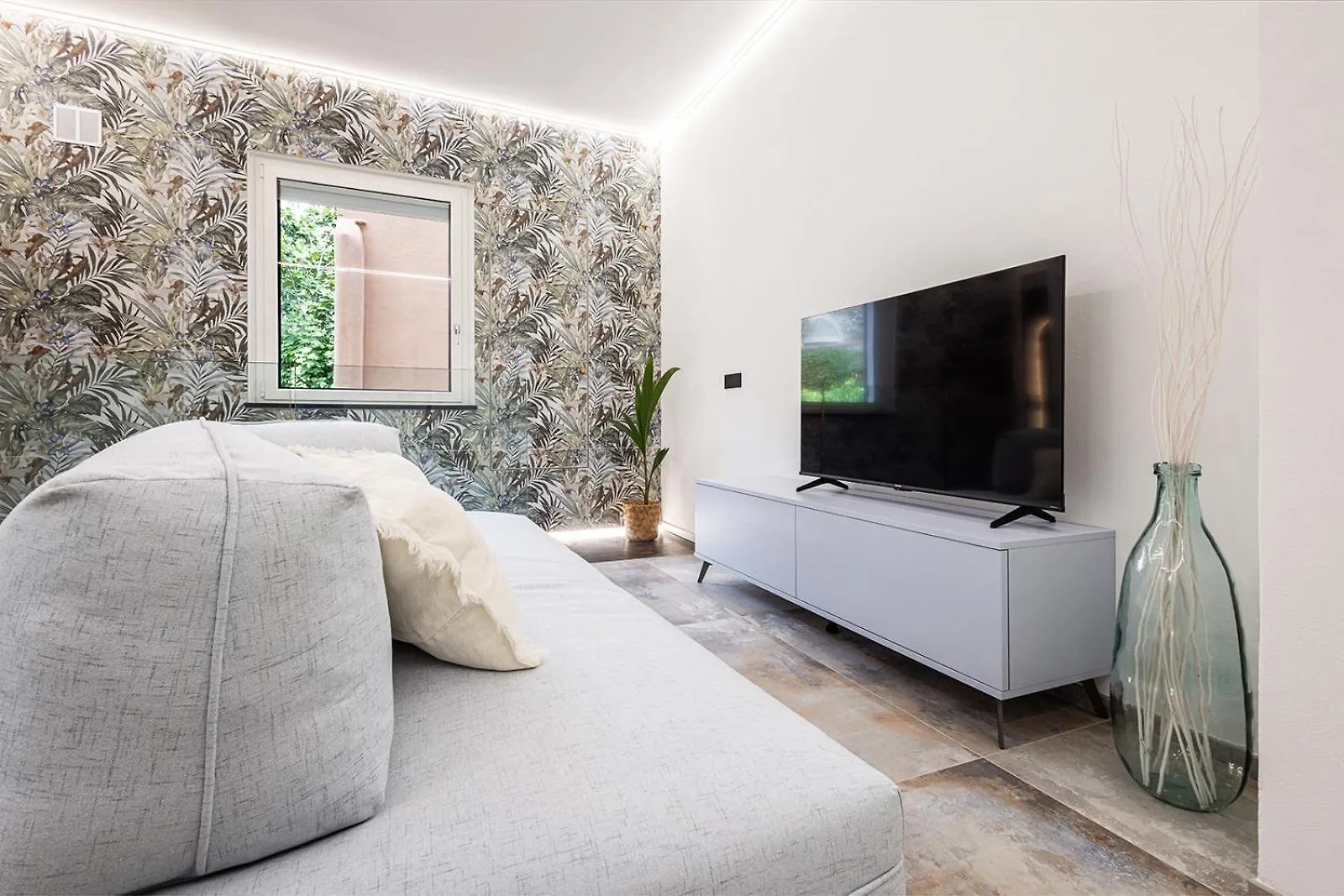 Eclipse #1 Apartment Noli